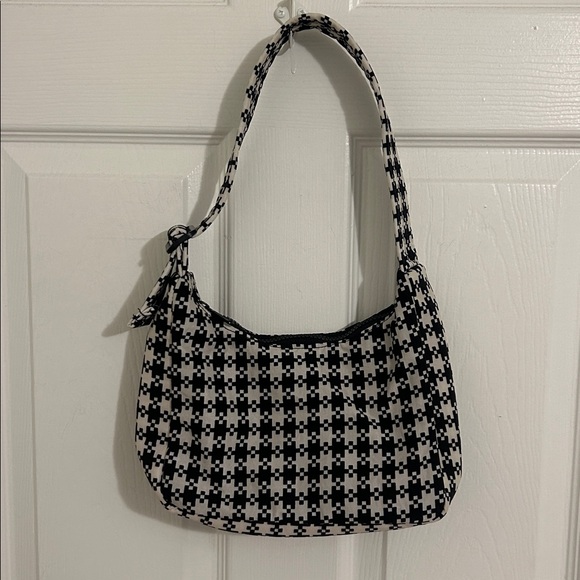 Baggu Mini Nylon Shoulder Bag Black/White Pixel Gingham NWT - Picture 4 of 11